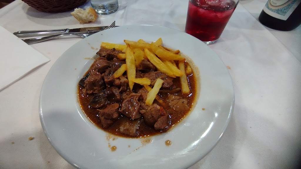 El Parral — Comida y bebida