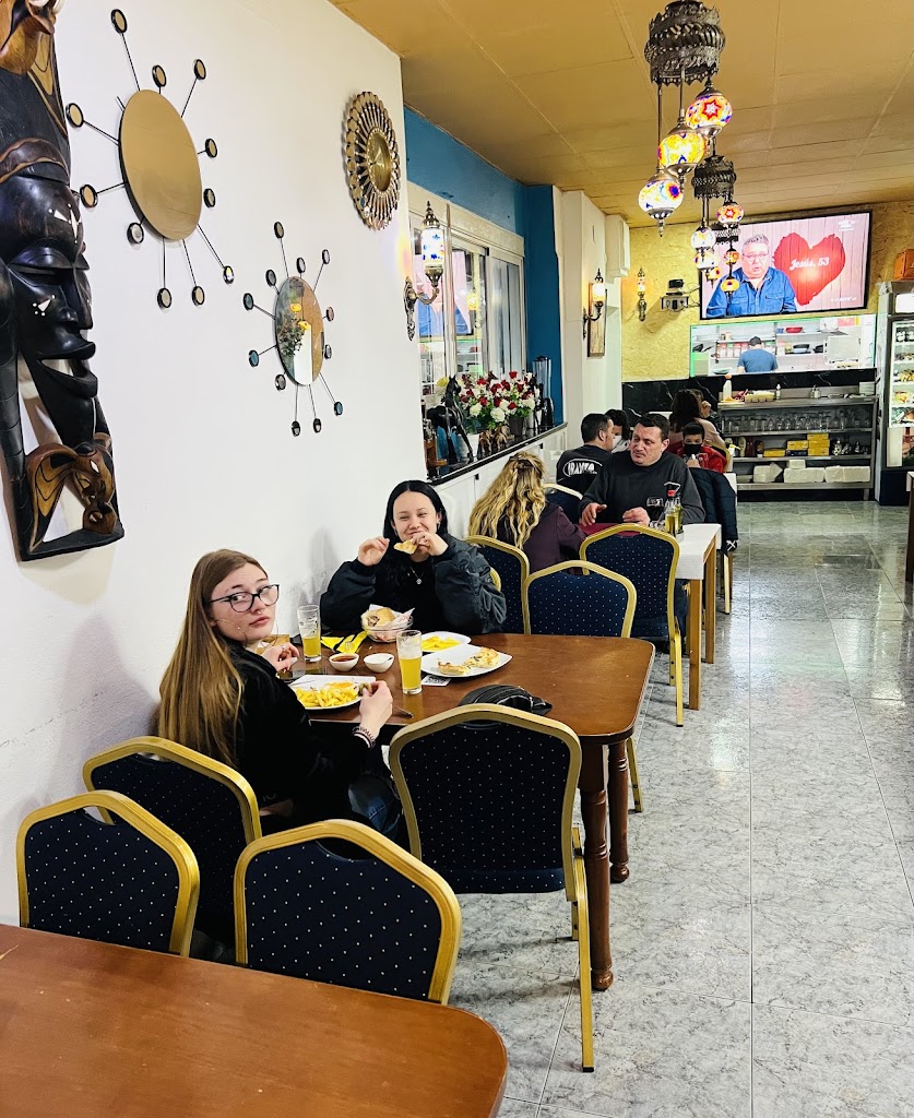 Taj Mahal Vinaros Restaurante Kebab — Ambiente