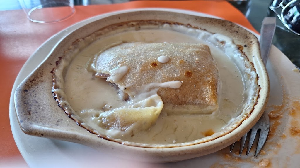 Restaurant El Sorrall — Comida y bebida