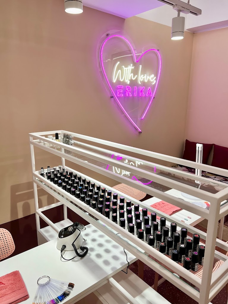 ERIKA NAILS CORNER Sant Magi