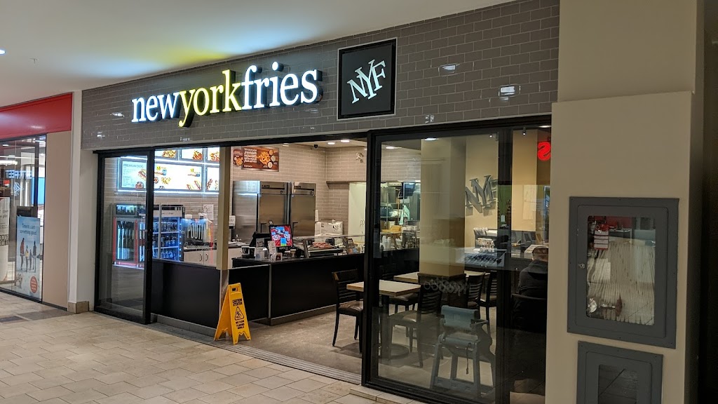 New York Fries Peter Pond Mall in Fort-Mcmurray