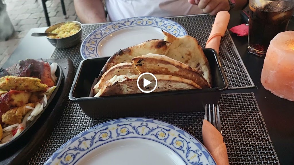 Restaurante Misbah — Videos