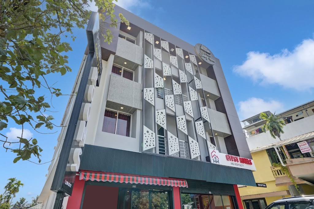 Gypsy Hotel Cusat