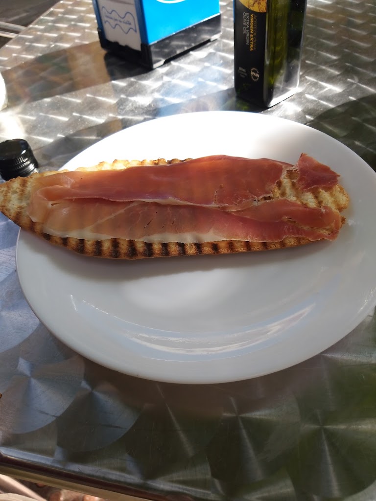 Cafeteria Teteria New Jade — Comida y bebida
