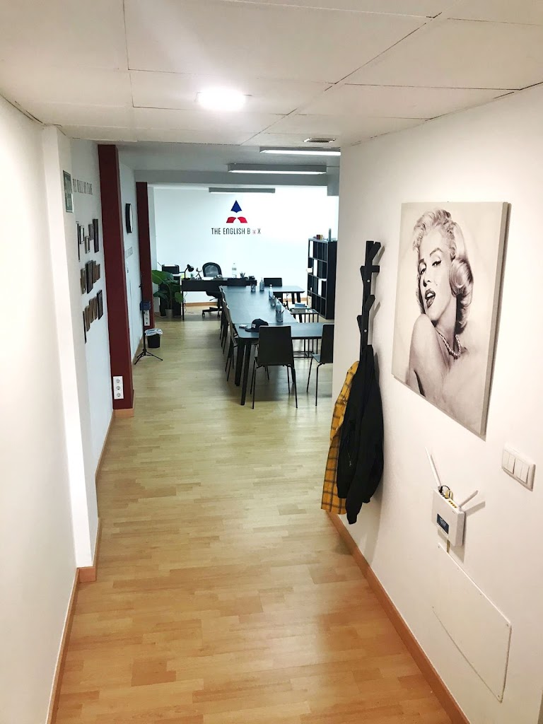 The English Box Academy