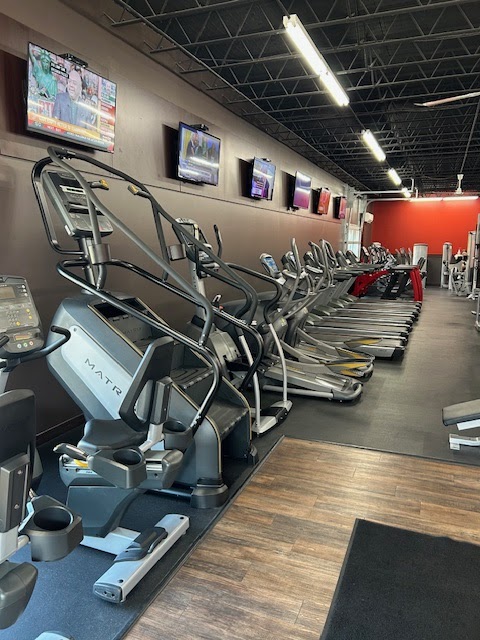  Snap Fitness Charles City