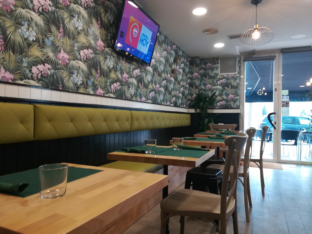 Malache Bar. — Ambiente