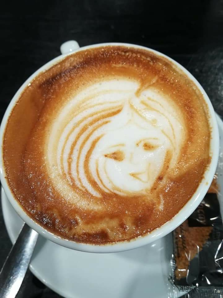 El Barril Colmenar S.L.U — Capuchino