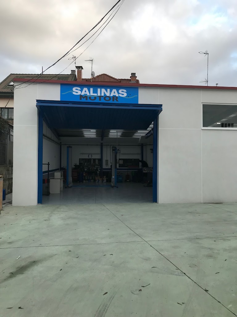 Salinas Motor — Exterior