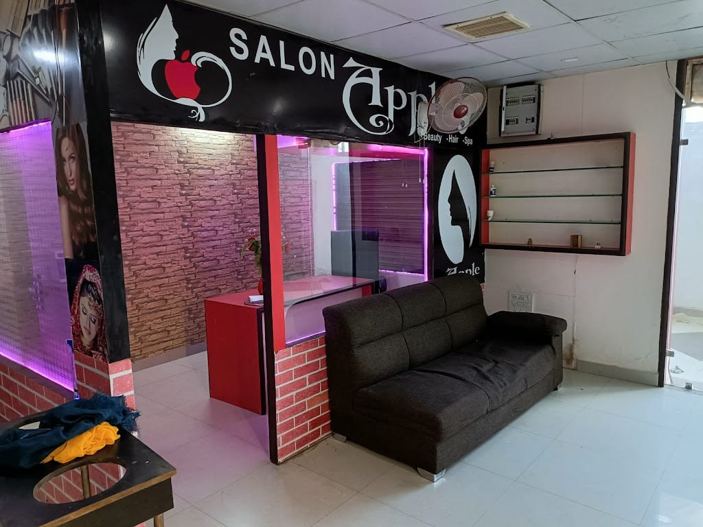 Apple Beauty Parlour