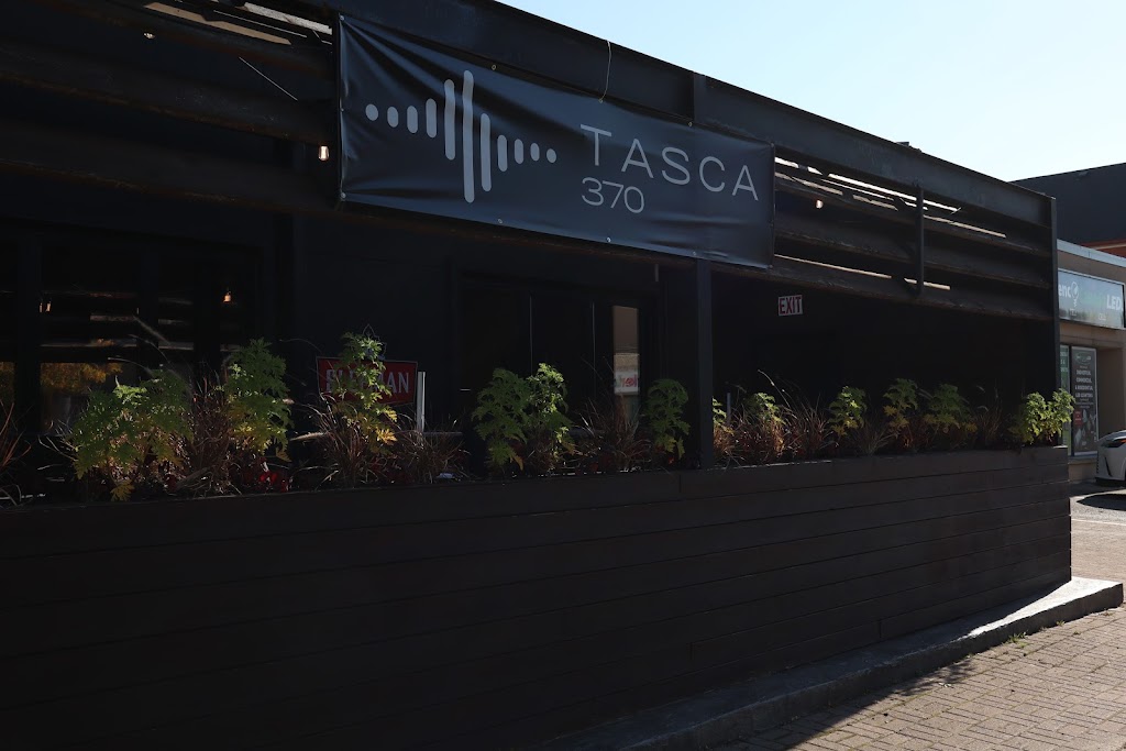 Tasca 370 in Milton