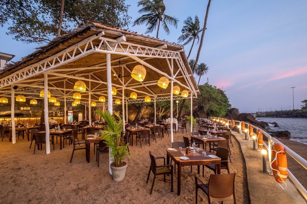 Sea Pebble Restaurant Bar