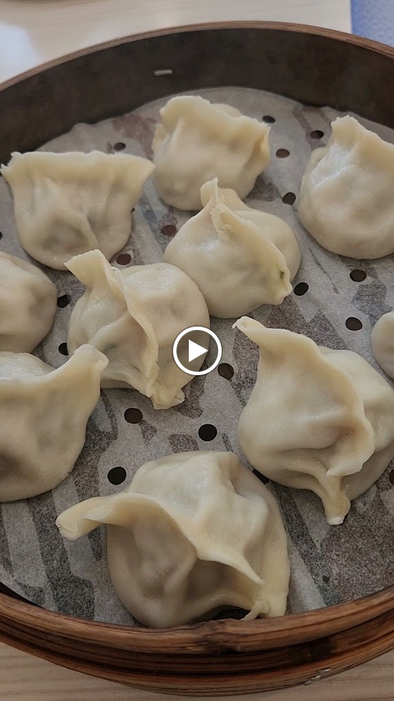 Steamed dumplings