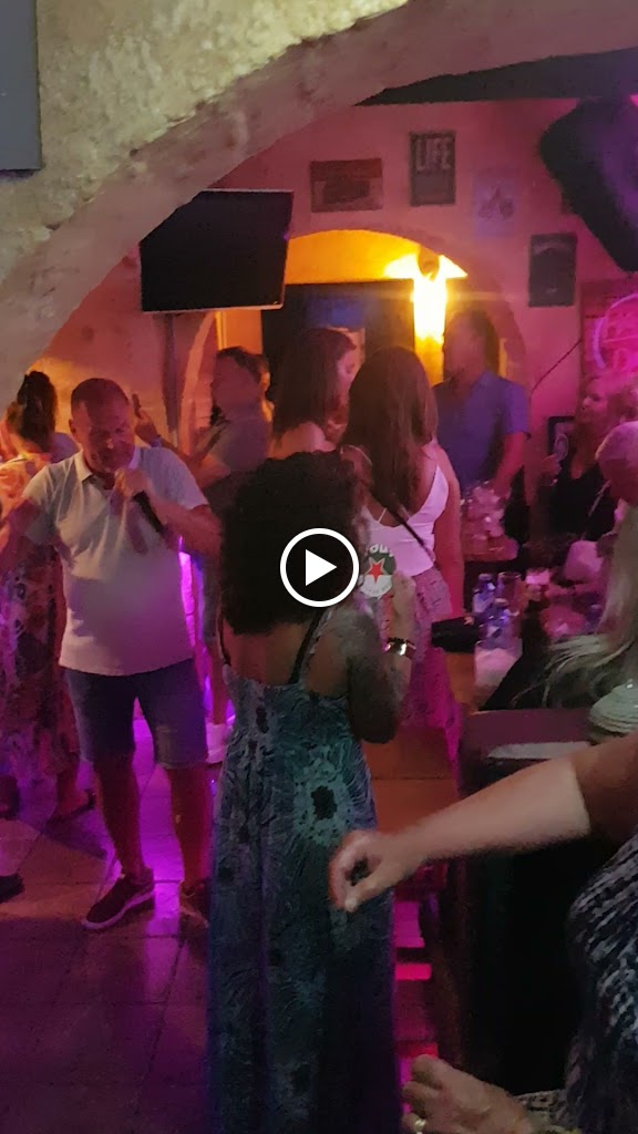 Happy Days Pub — Videos