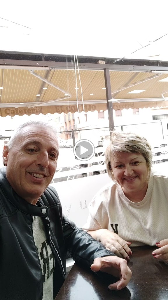 Cafeteria El Cortijo — Videos