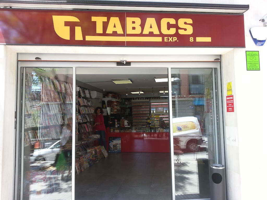 Expendeduria no 8. Tabaco. Prensa y Revistas. Servicio DHL Express. Vapeo y liquidos.