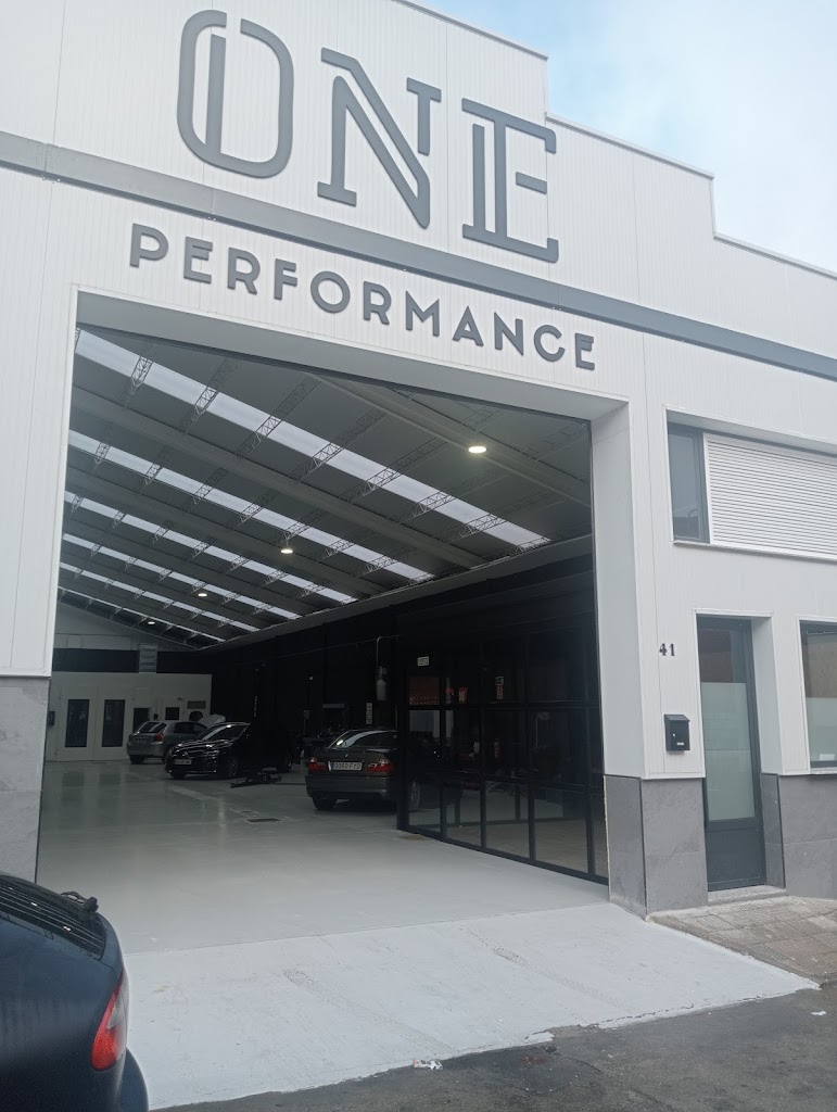 One Performance SL — Exterior