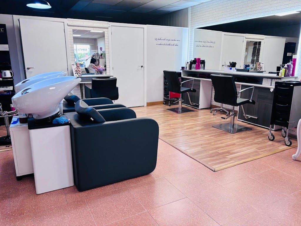 Centro de Peluqueria y Estetica Ana Bellas — Interior
