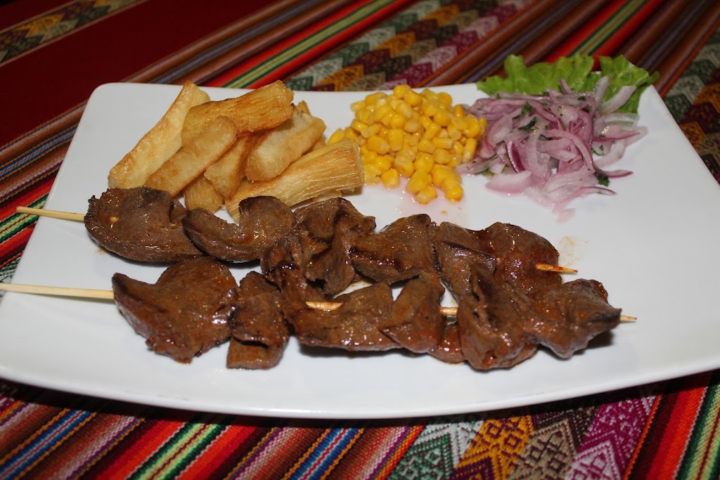 Restaurante Peruano — Comida y bebida