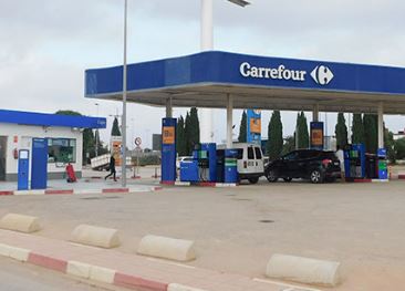 Gasolinera Carrefour Dos Mares — Exterior