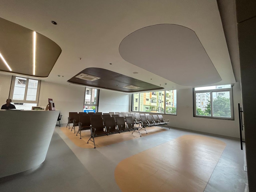 Dr. Dr Surendra Jasti Gastro Hernia Laparscopy Bariatric Surgeon In Vijayawada