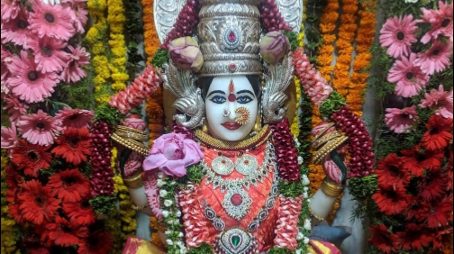 Sayani Beauty Parlour