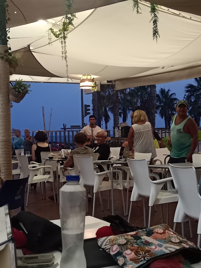 Mares Benicassim — Ambiente