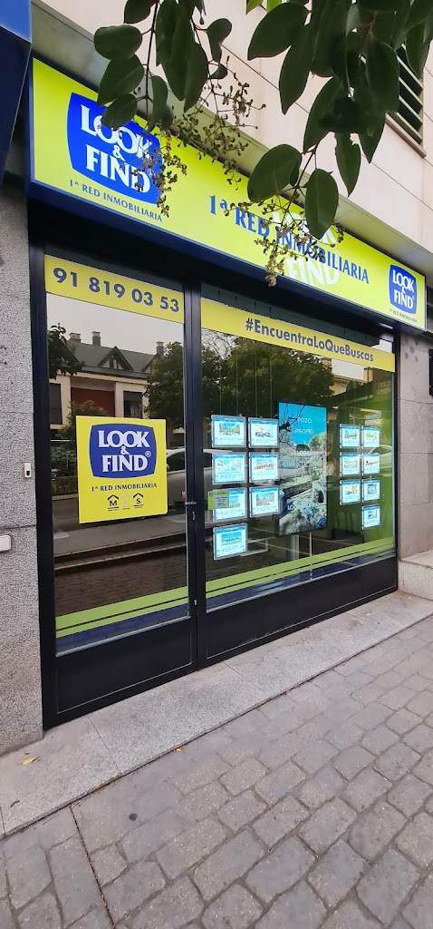 Inmobiliaria Look & Find Torrelodones — Exterior