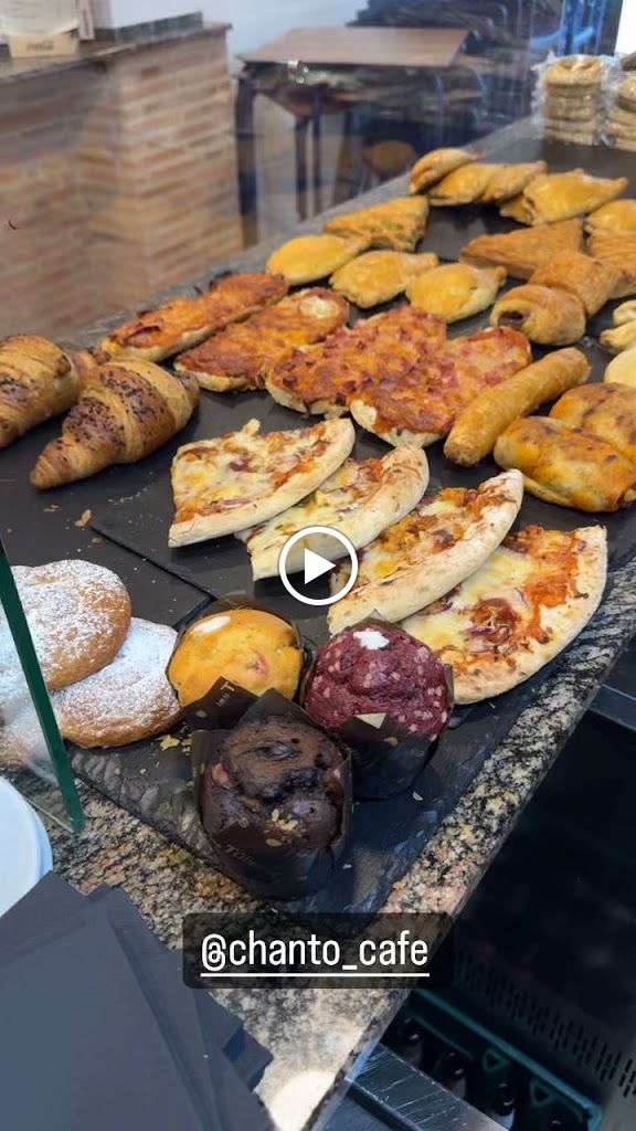 Chanto Cafeteria Bar — Videos