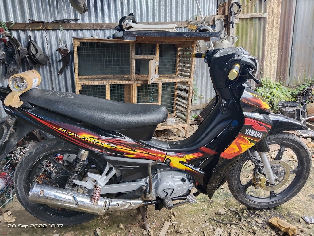 Danis Garage