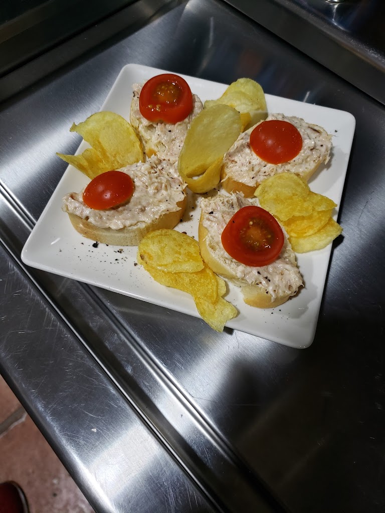 Cafe bar amiguito con sombrero