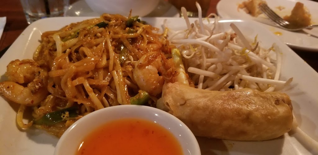 Pin Kaow Thai Restaurant Rainbow