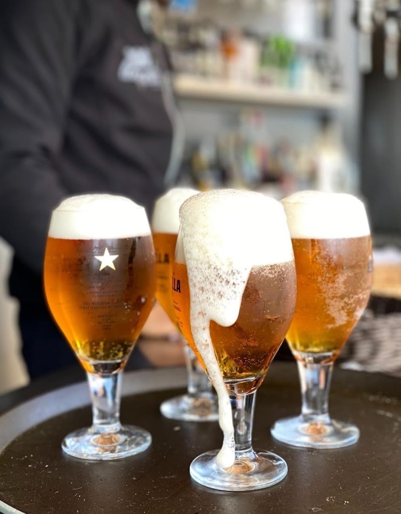 La Caseta Blanes — Comida y bebida