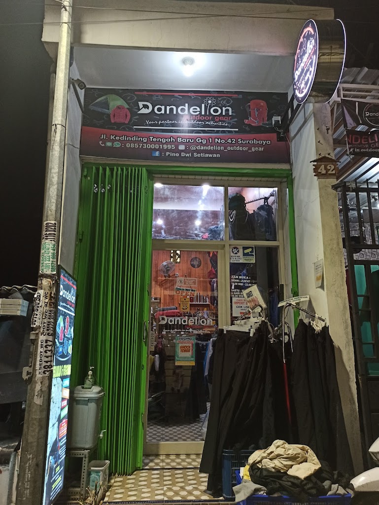 Dandelion_outdoor_gear
