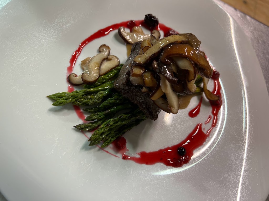 Atrevete Restaurante Arroceria — Comida y bebida