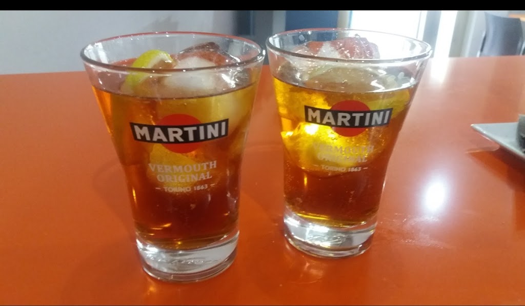 Cafeteria Pocket Coffee — Comida y bebida