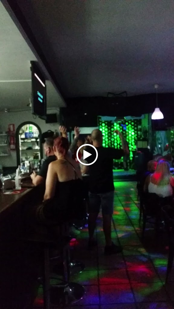 Churchill's fun pub — Videos
