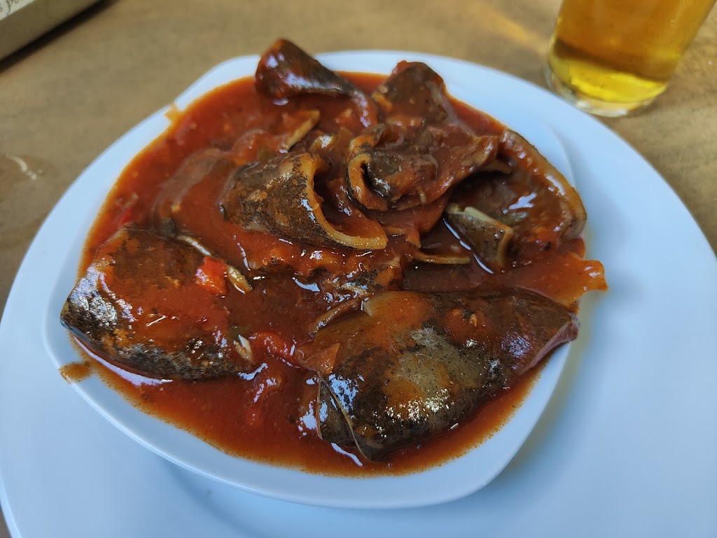 Bar La Curva — Comida y bebida
