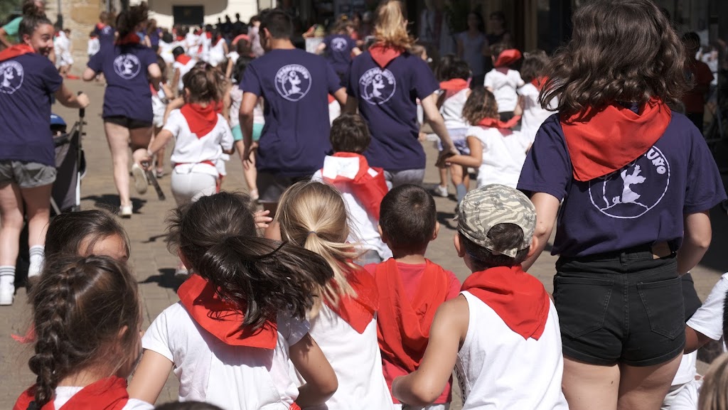 Astialdiko SORGINMUNO Begirale Taldea