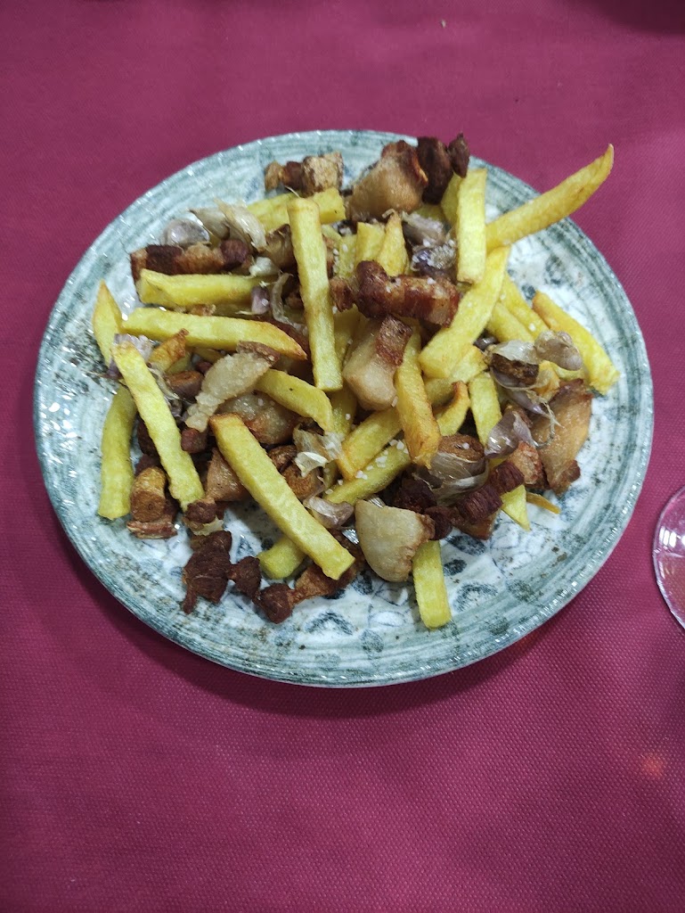 Cafe Bar Paco's — Comida y bebida