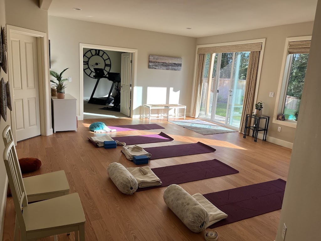  Creekside Yoga at Montaine