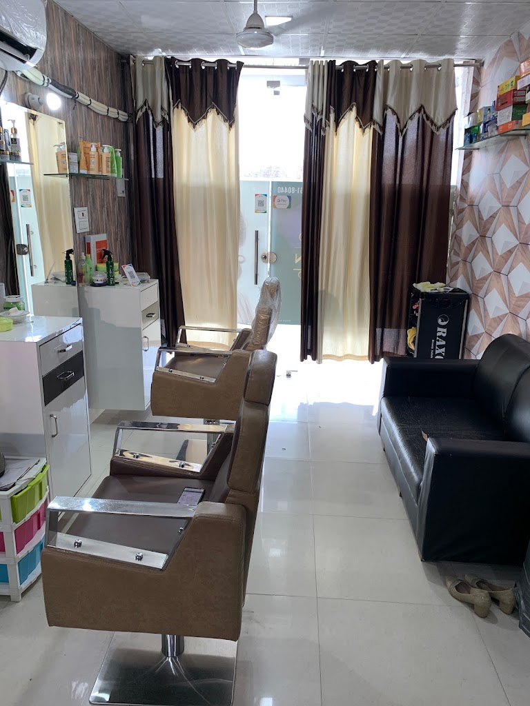 Muskaan Unisex Salon