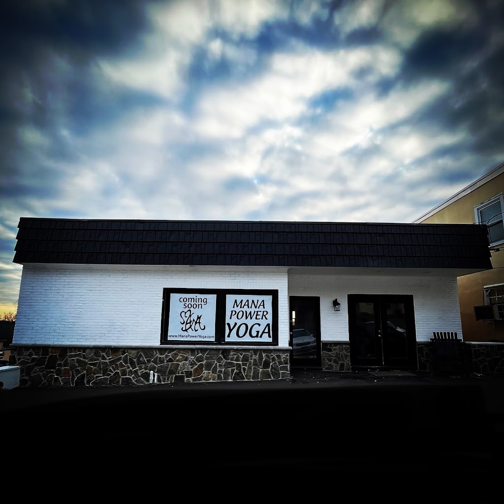  Mana Power Yoga
