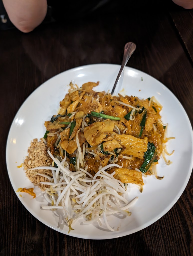 LucKi Thai Restaurant