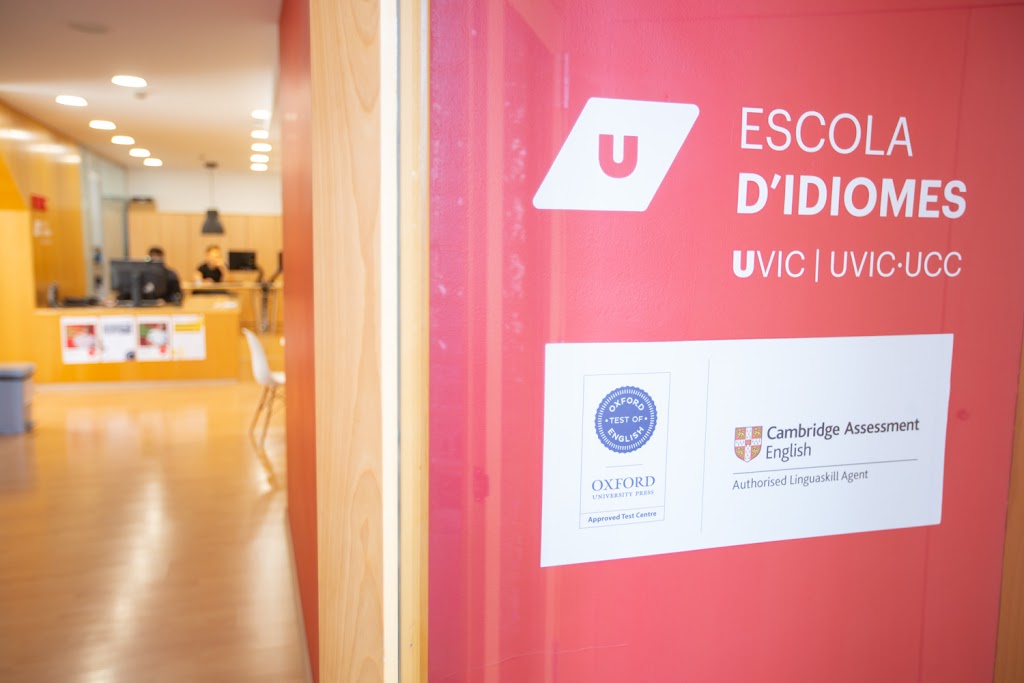 UVic Escuela de Idiomas — Del propietario