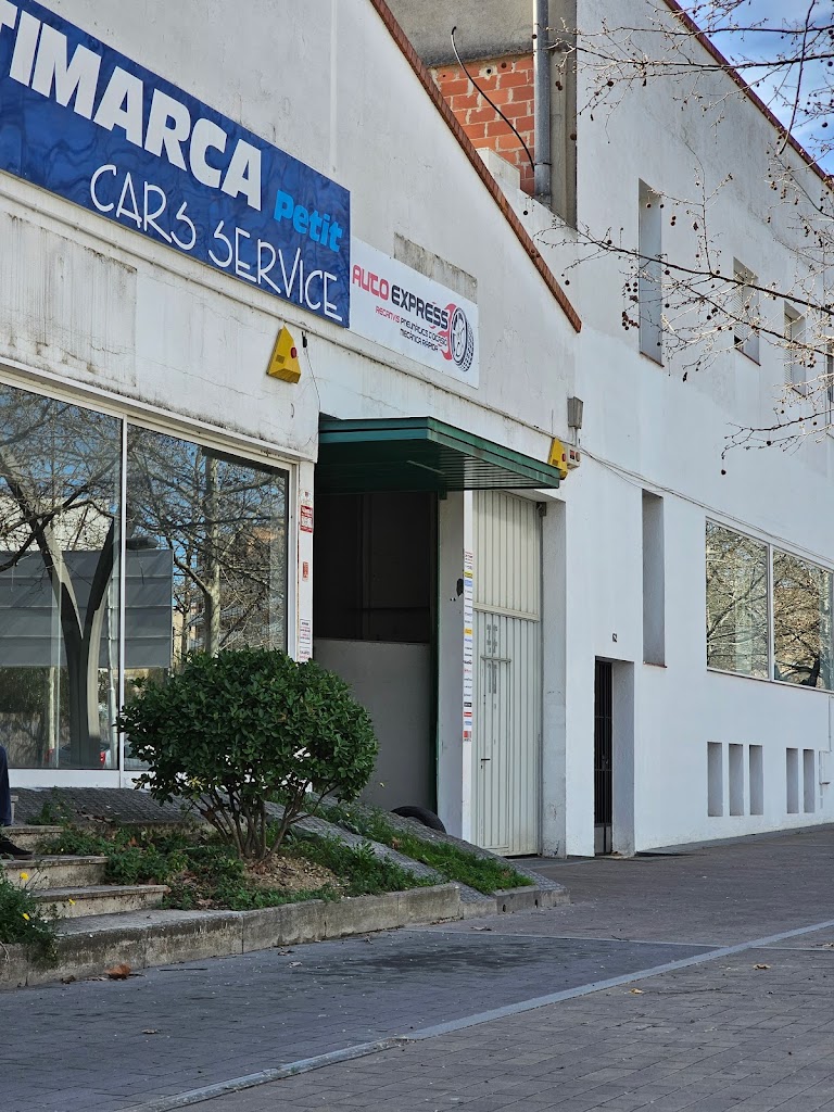 Auto Express — Exterior