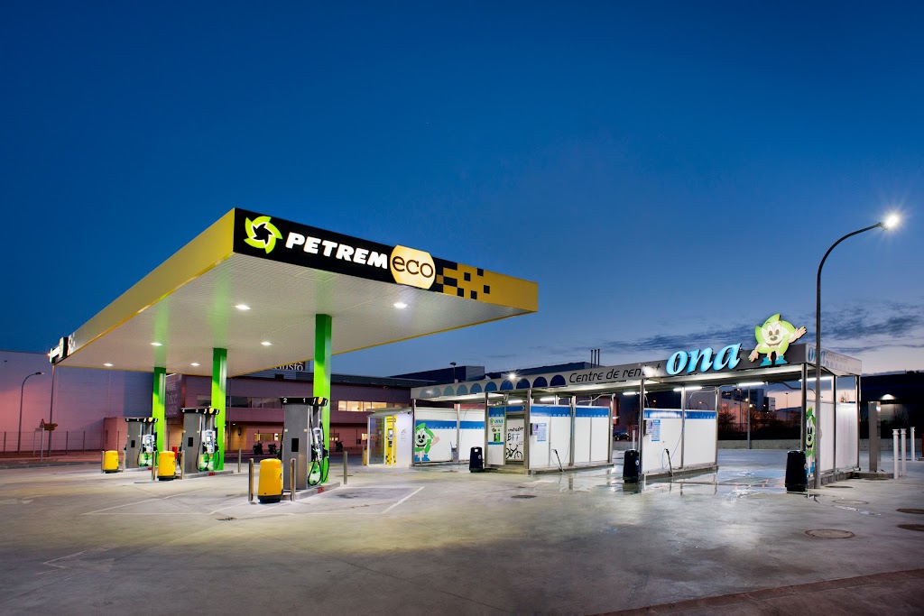 Petrem Eco — Exterior