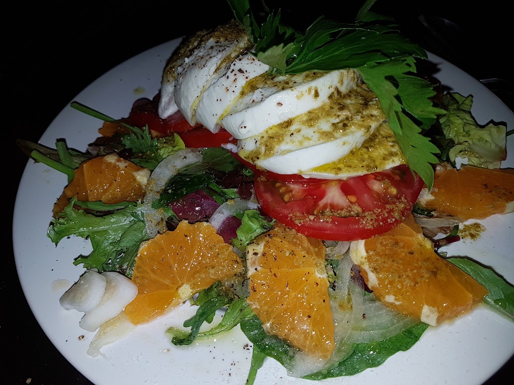 Phelan's Irish Pub — Comida y bebida