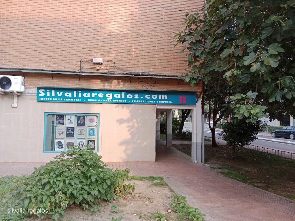 Silvalia Regalos :Crea y personaliza