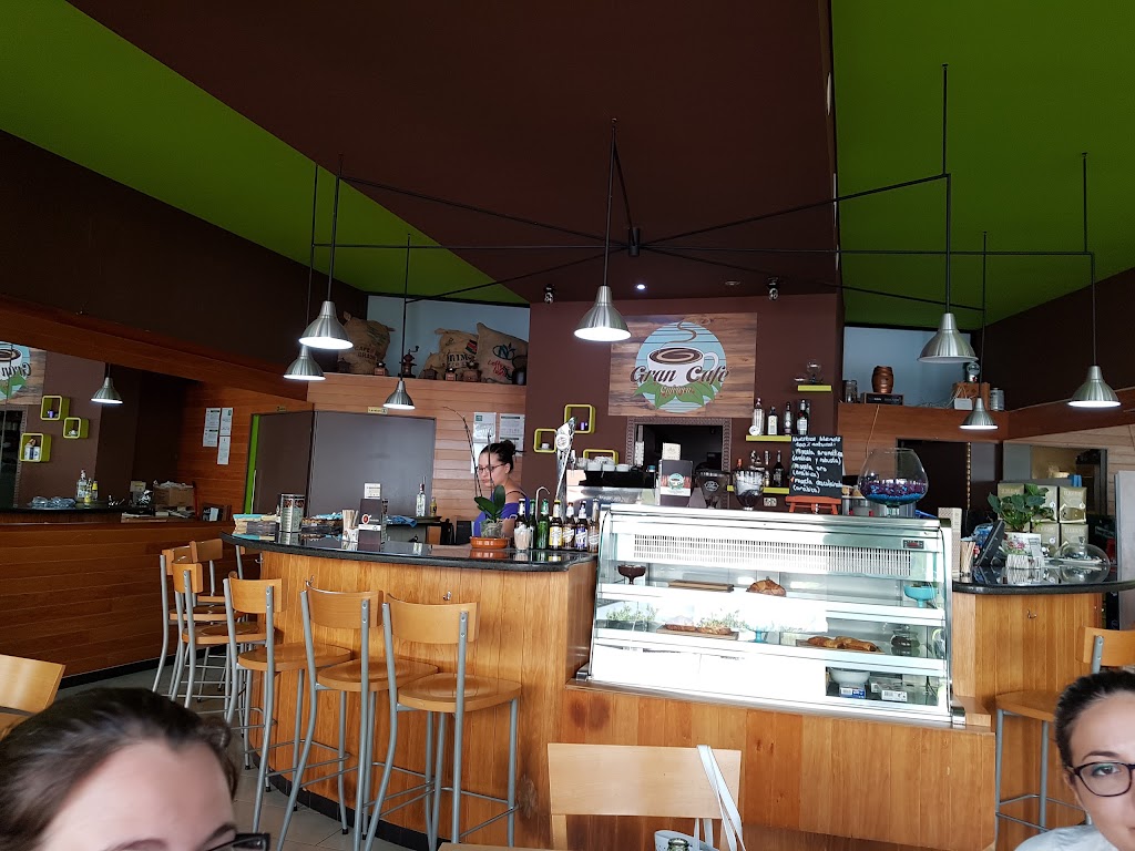 GRAN CAFE QUINTOPINO — Ambiente
